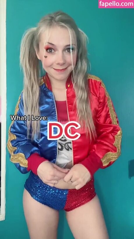 SmileyDani158 ポルノスター 独占 画像