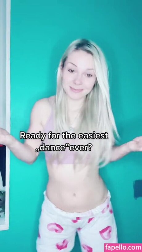 赤毛のソロOnlyFans ホットセックス 画像