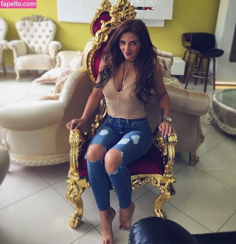 Christina Hammer エロティックなモデル 写真