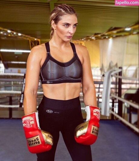 Christina Hammer セックスポルノスター 写真