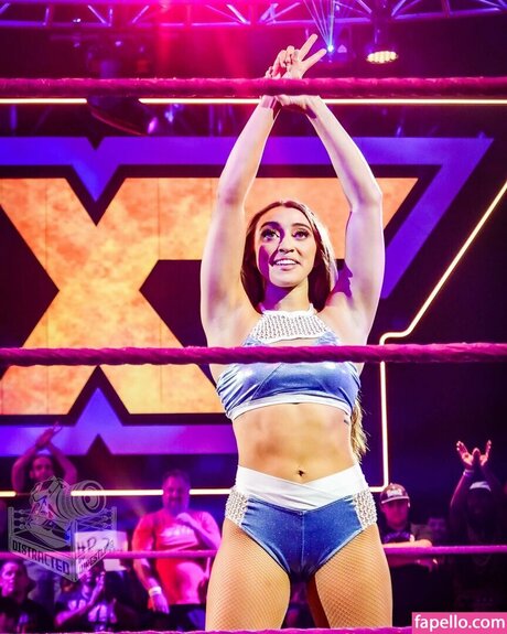 Wren Sinclair ホットモデル 写真