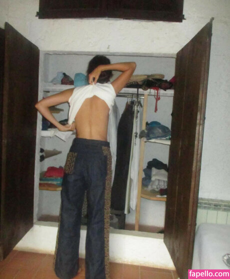 ブロンドの曲線美OnlyFans ポルノ ギャラリー