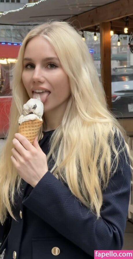 Colette Cherry アートポルノスター 画像