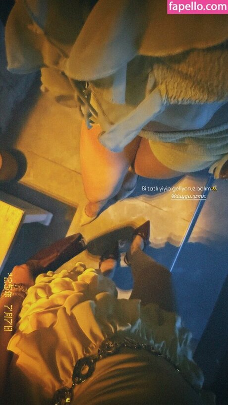 Duygu German ポルノスター 写真