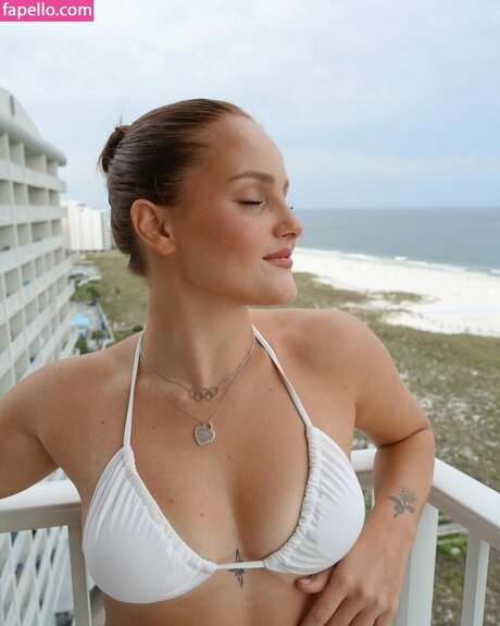 Chiara Pellacani ポルノスター 素敵 写真