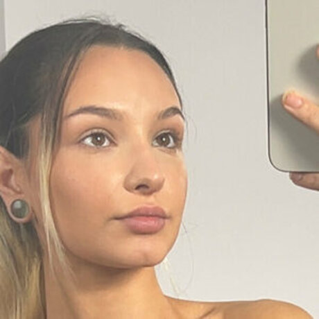 Mirielle Mae アートスター 写真