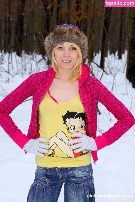 Alice Wonderbang ヌードスター 写真