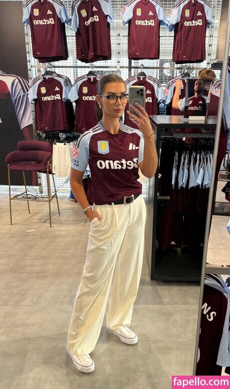 妊娠中のアジア人オンリーファンズ アダルト無料 画像