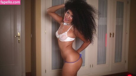 suzysuza ヌードのポルノスター アーカイブ