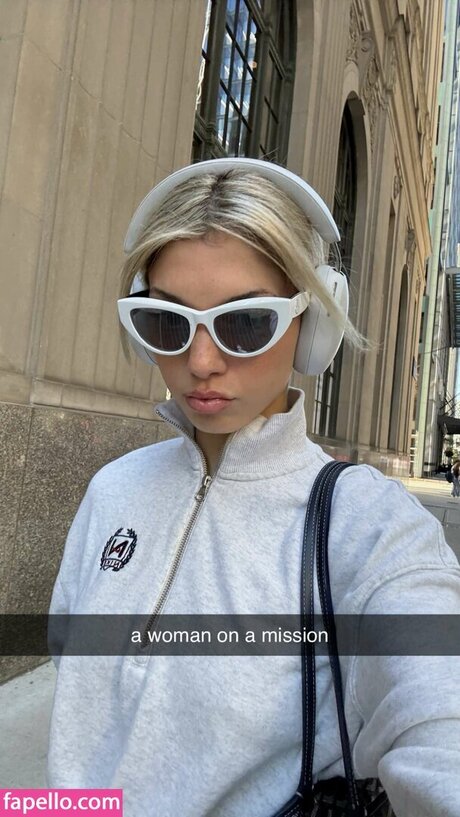 アンバー・オンリーファンズ ホットセクシー 画像