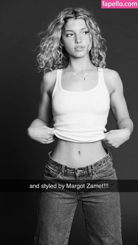 赤毛の熟女オンリーファンズ ベスト 写真