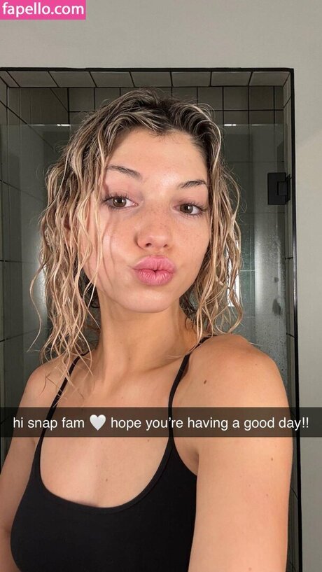 ワークアウト オンリーファンズ 可愛い 写真