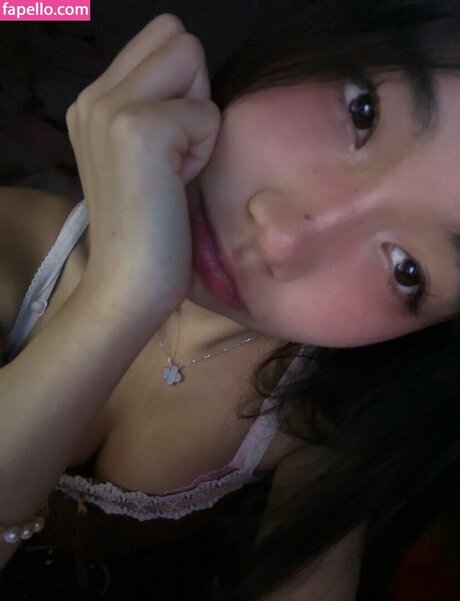 bunibuniyu セクシーなスター ギャラリー