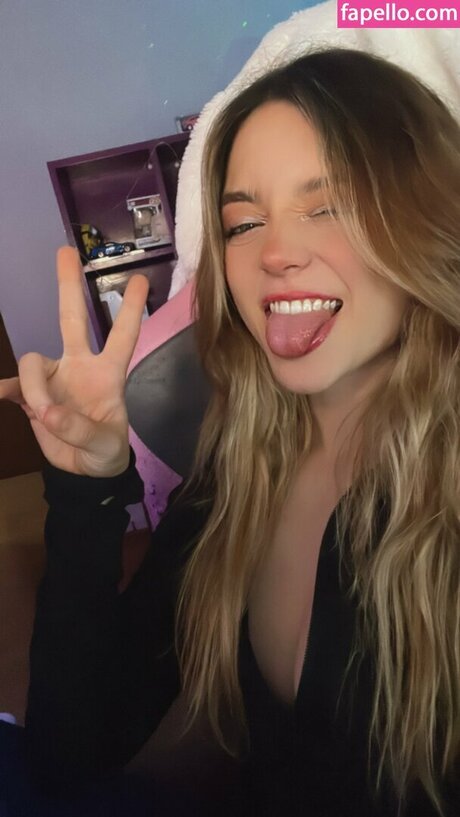 Nataliamx ポルノスター 写真