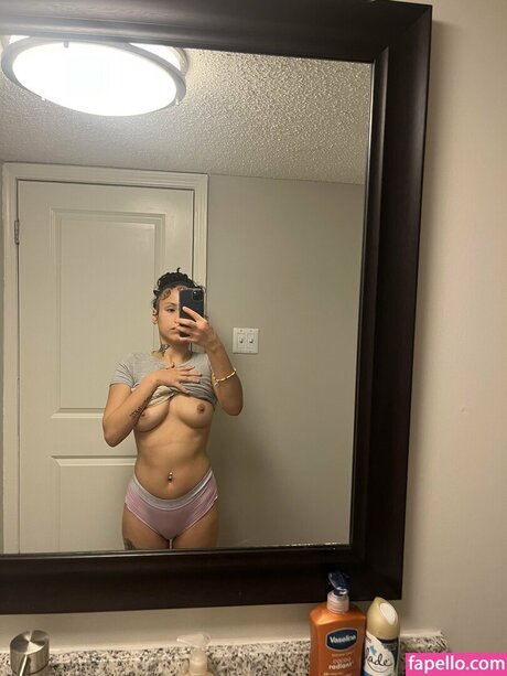 Heavdavirgo セクシーなスター 写真