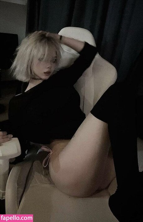 熟女のおまんこオンリーファンズ アートヌード ギャラリー