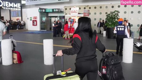 ボールズオンリーファンズ トップ 写真