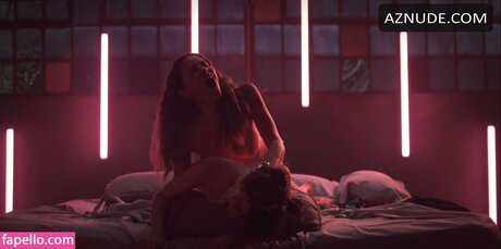 Julieta Ortega セクシーモデル 画像