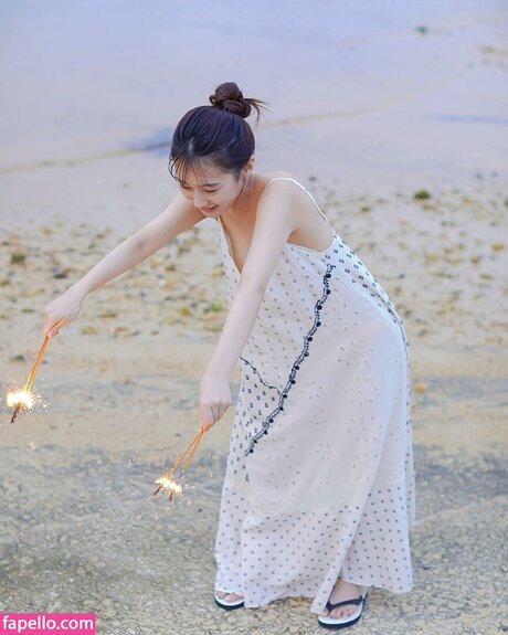 ぽっちゃり黒人OnlyFans 美しい裸 写真