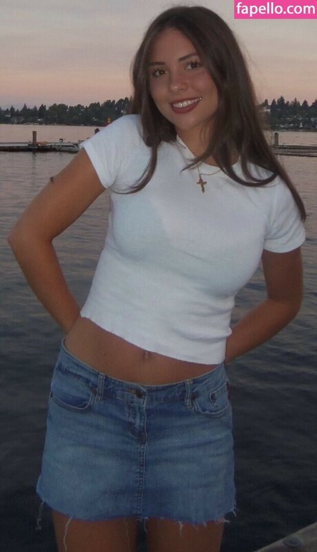 Eirmioni Ilvanakis xxxスター 写真