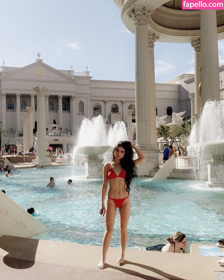 ポニーテールオンリーファンズ 無料セクシー 写真