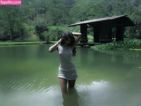 女性フィットネス オンリーファンズ アートヌード 写真