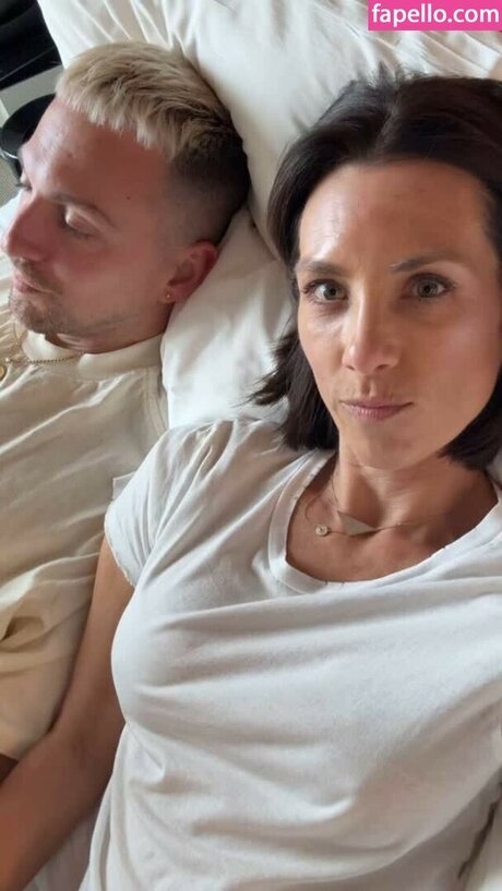 Autumn Calabrese ポルノスター セックス ギャラリー