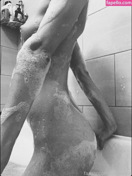 Xoanetta ポルノスター 可愛い ギャラリー