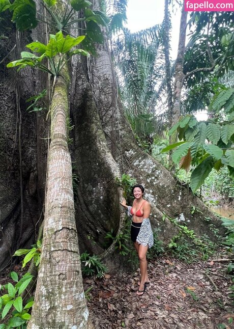 ヌード教師オンリーファンズ セクシーヌード ギャラリー