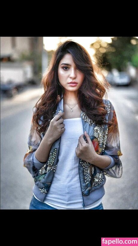 Ramsha Khan アダルトスター ギャラリー