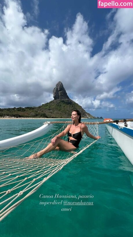 Camila Rodrigues 高品質モデル 写真