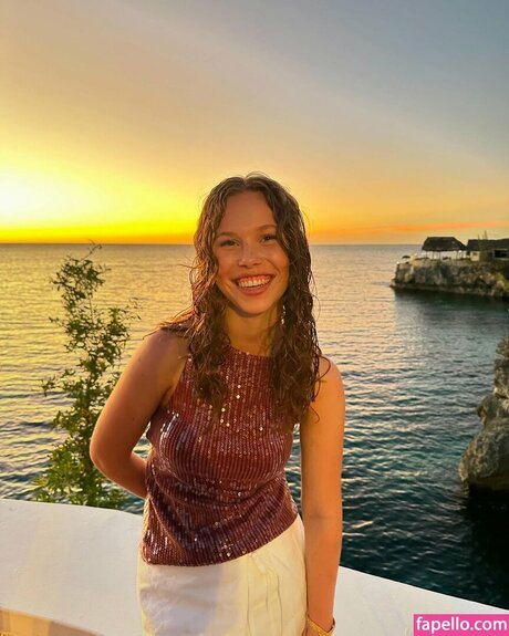 Rhode Kok ポルノスター HD 写真