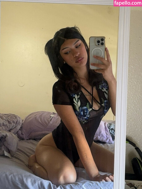 Yadhirazzep セックススター 写真