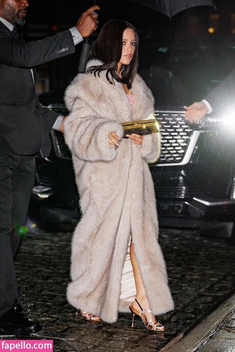 Jenna Ortega スター 裸 ギャラリー