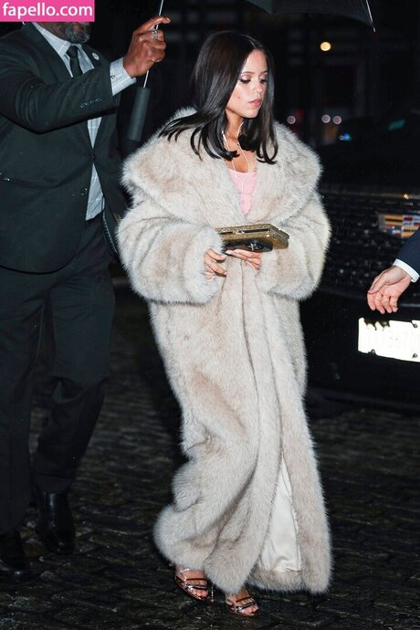 ぽっちゃり 主観視点 OnlyFans セックス 画像