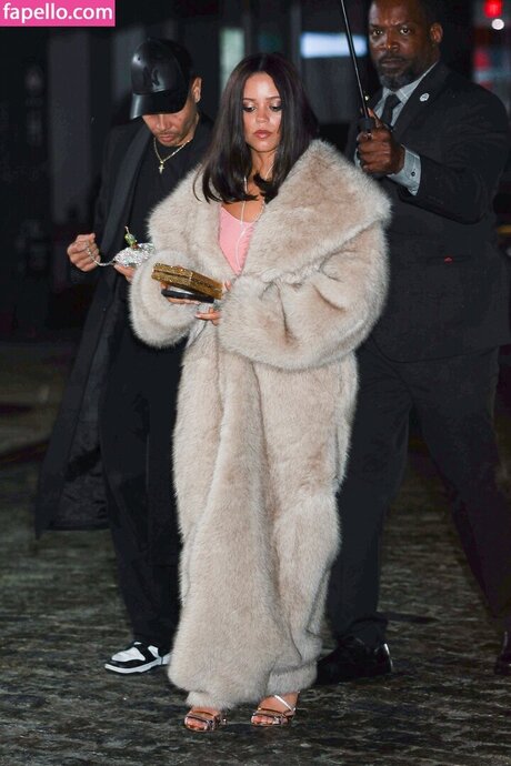 Jenna Ortega 独占女優 画像