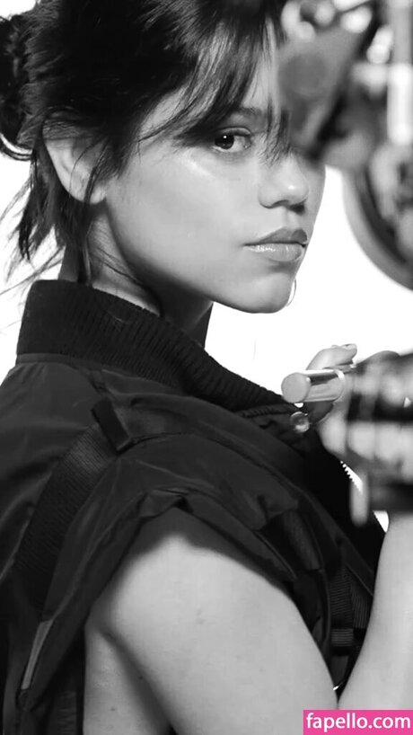 ブルネットの猫OnlyFans 美しいxxx 写真