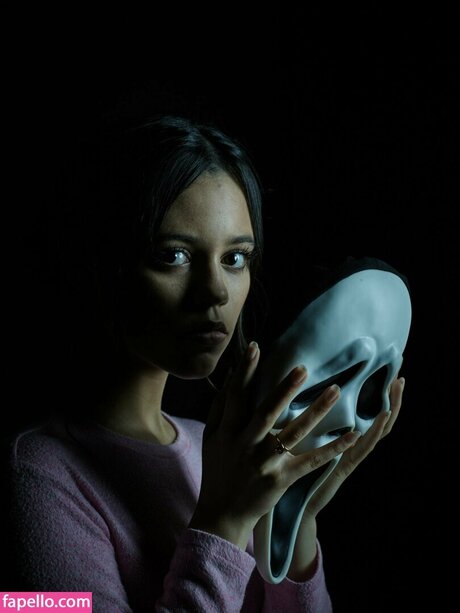 Jenna Ortega 独占ポルノスター 写真