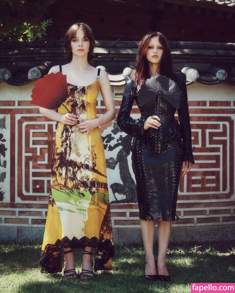 Jenna Ortega 高品質のポルノスター 写真