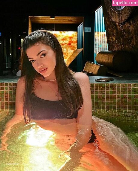 赤毛の巨乳オンリーファンズ ホットポルノ 写真