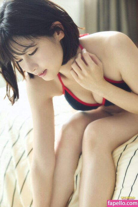 Saori Araki_ 独占女優 写真