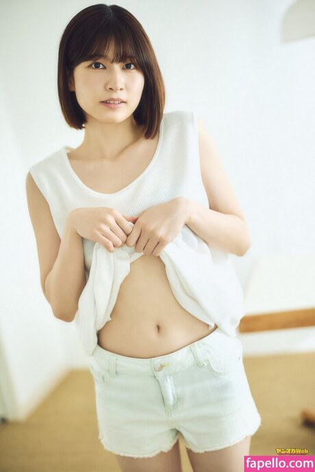 Saori Araki_ HDスター 写真