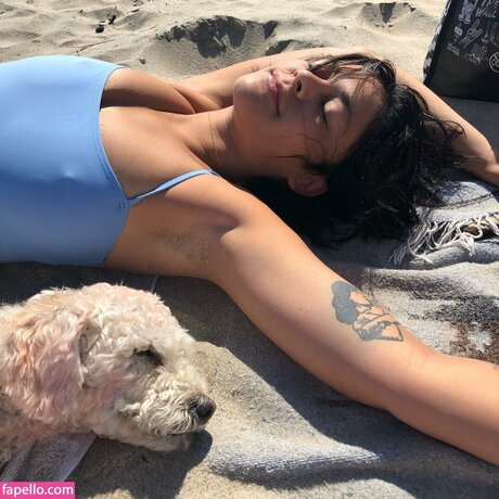 ゲイの乳首OnlyFans ヌード 写真