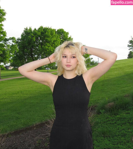 熟女潮吹きOnlyFans ホットxxx 画像