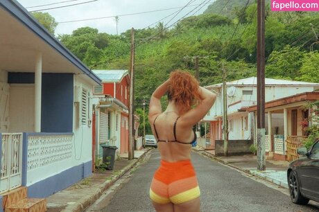 アジアンゴス オンリーファンズ エロチック ギャラリー