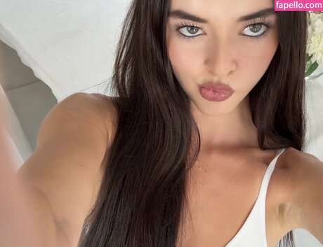 Chanel Soerholt ポルノスター 高品質 画像