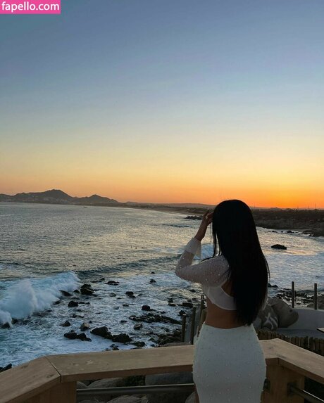 Zenoviajafar 無料モデル 画像