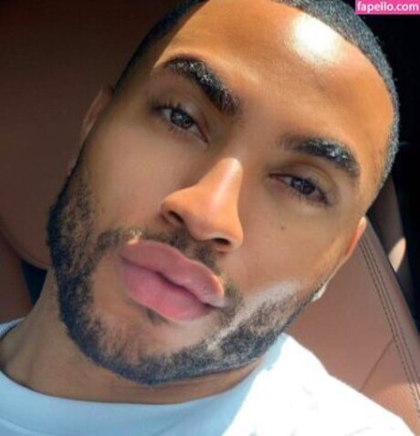 Ashlee Davis 独占モデル ギャラリー