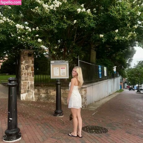 寝取られアマチュアOnlyFans セクシーヌード 画像