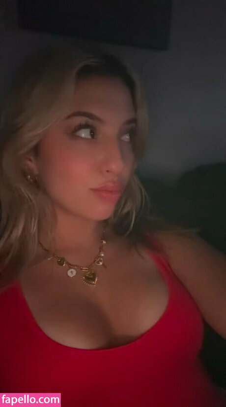 セクシーなドレスOnlyFans アート裸 写真